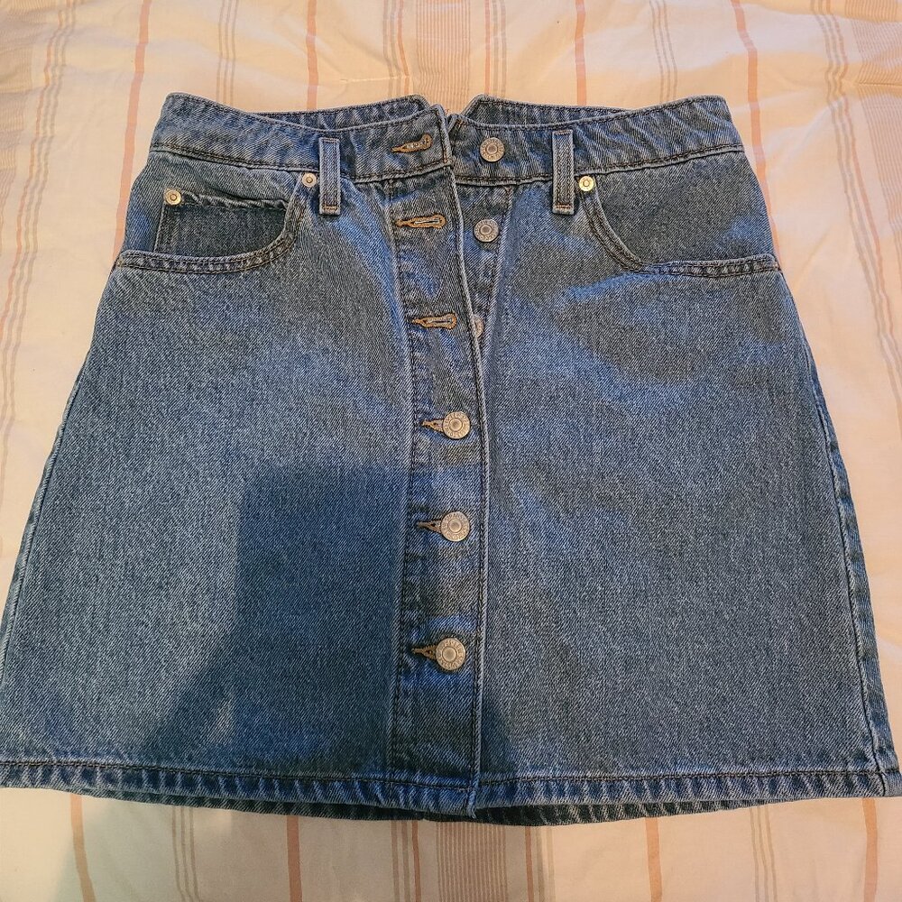 Levi denim skirt
